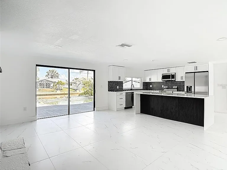 9920 San Mateo Way — Photo 13