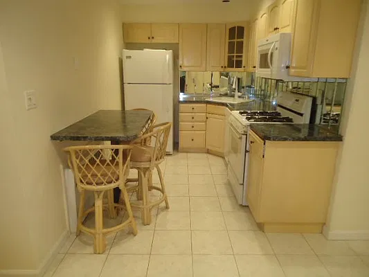 Rented by Hakeem Shahid, LREB | media 23
