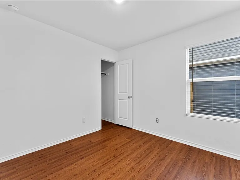 211 Herman Ln — Photo 24