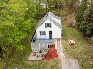 190 S Windham Rd, Willimantic, CT 06226
