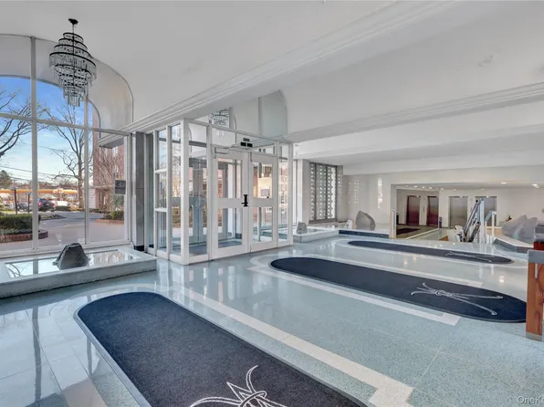 54-44 Little Neck Parkway #6V, Little Neck, NY 11362