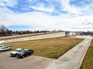 W National Ave, Effingham, IL 62401