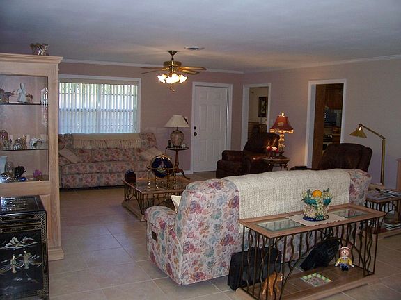 2nd image of 1409 Shasta Ave