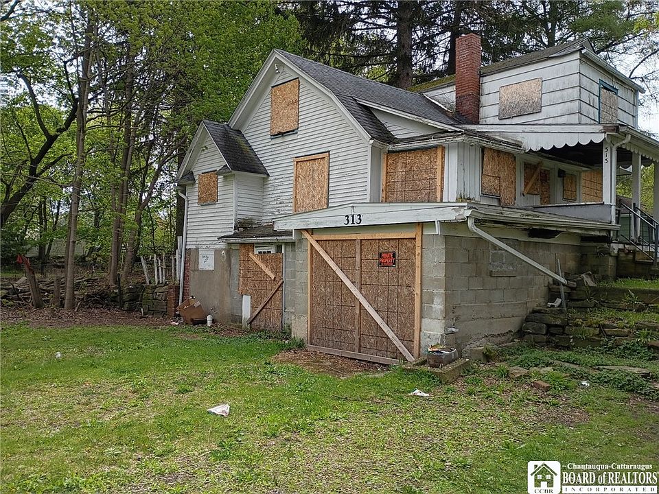 1st image of 120 W Green St #R