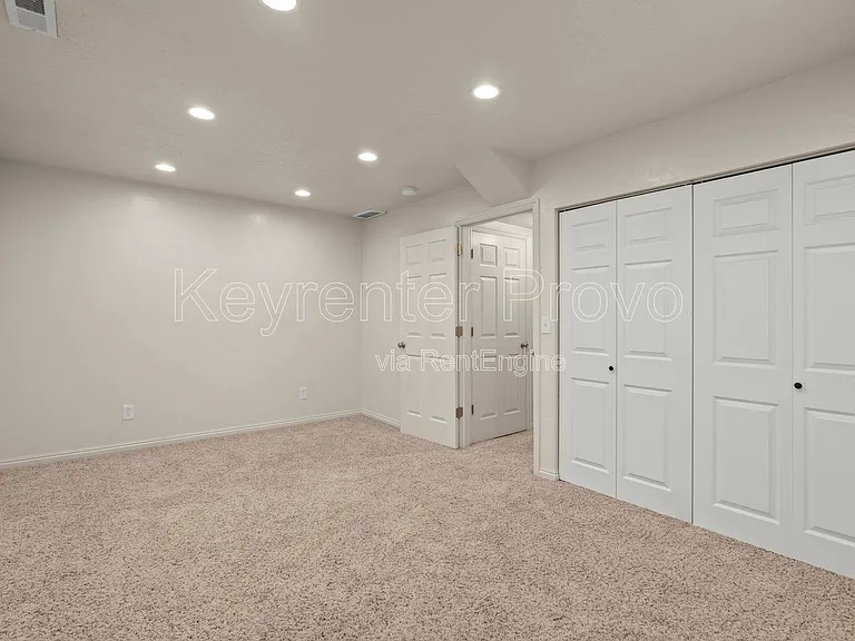 1901 W 1020 N — Photo 25