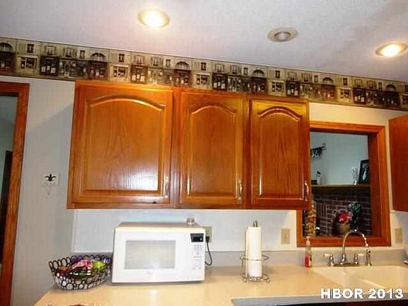 4th image of 1845 Hill Cir