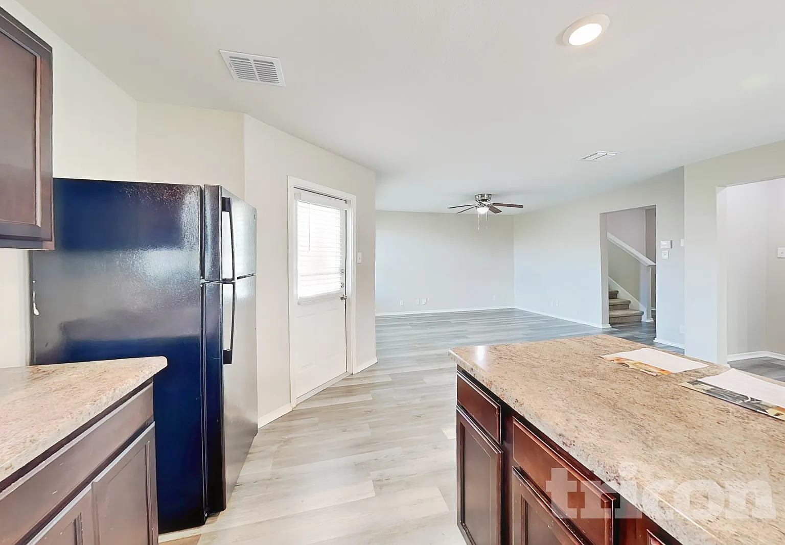 8233 Rocky Pebble San Antonio TX — Photo 4