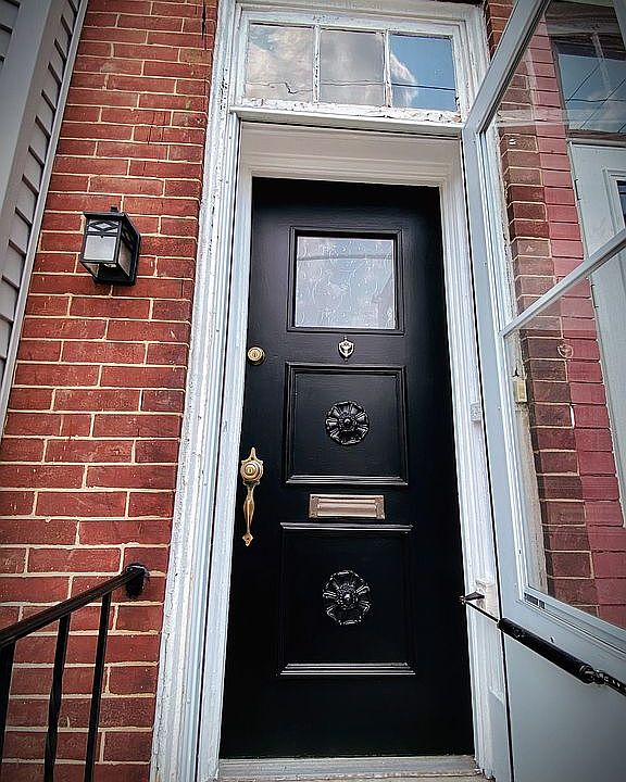 1st image of 245 W Coulter St