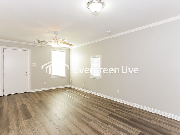 3rd image of 8914 Cardella Ave