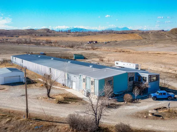 3392 Faye St, Greybull, WY 82426