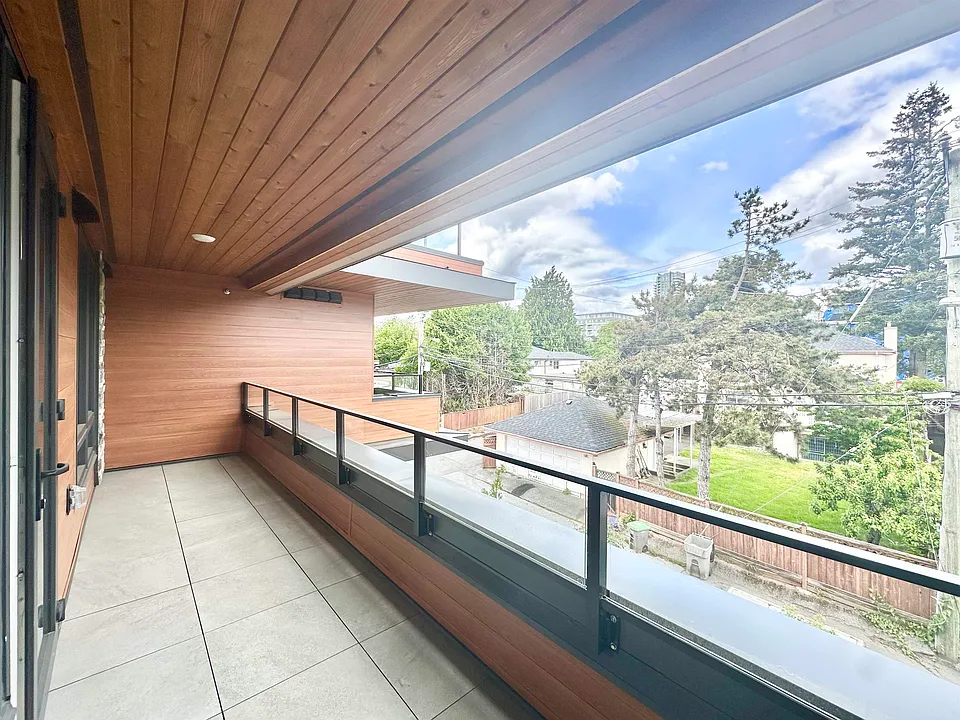 485 E 63rd Ave #303