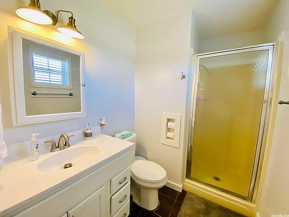 2nd image of 328 Pebble Creek Dr