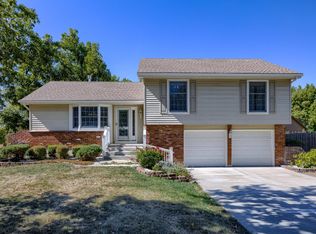 1903 NE 78th St, Gladstone, MO 64118