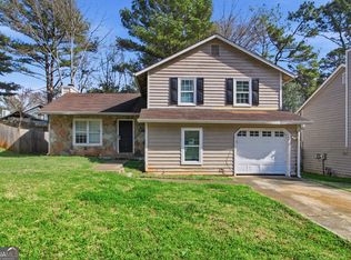 917 Lake Watch Dr, Stone Mountain, GA 30088