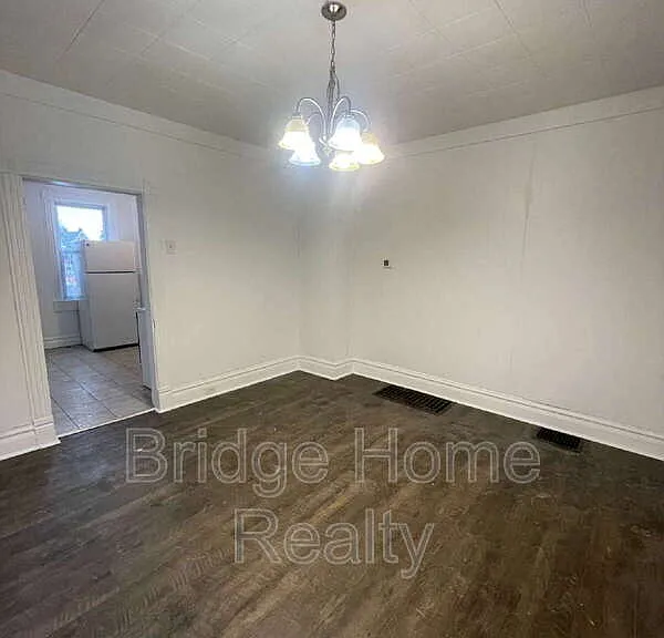 128 S Spring Ave — Photo 13