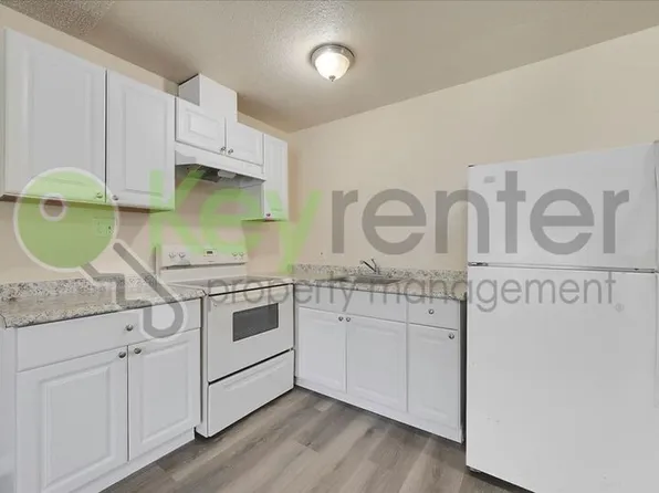1065 Santiago Ave APT 6, Sacramento, CA 95815