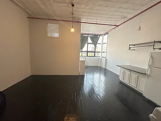 Rented by Deegan Management I Co., LLC | media 6