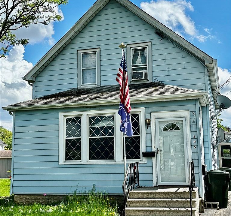 1st image of 205 East Ave