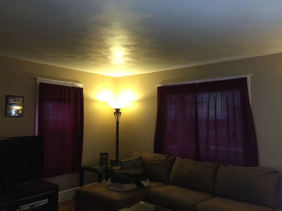 4th image of 21 Mildred Ave