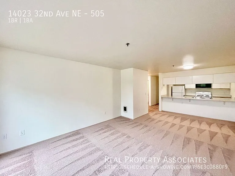 Parkway 1 — Photo 9