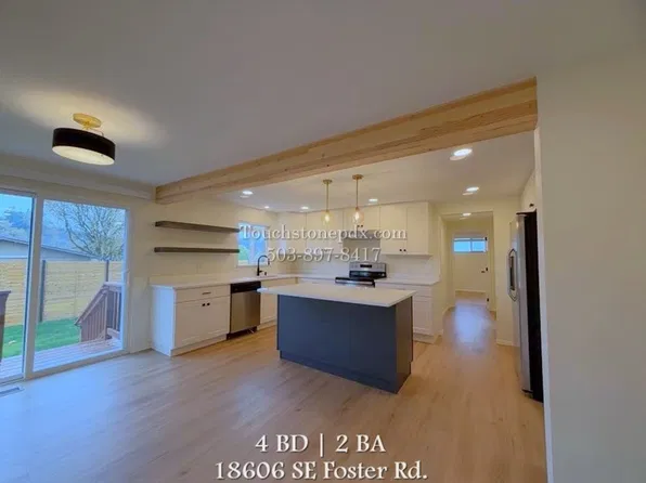 18606 SE Foster Rd, Damascus, OR 97089