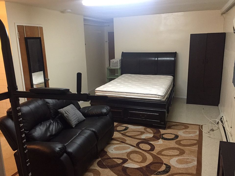 1st image of 750 E 81st St #1
