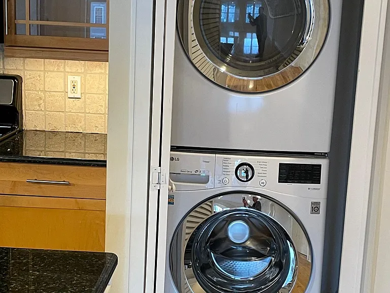 624 Monroe St #4B — Photo 8