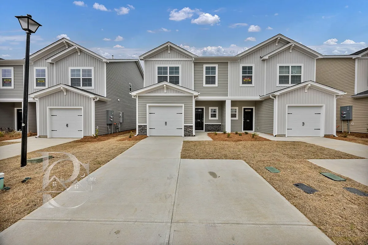 Building Photo - 734 Gatestone Ln