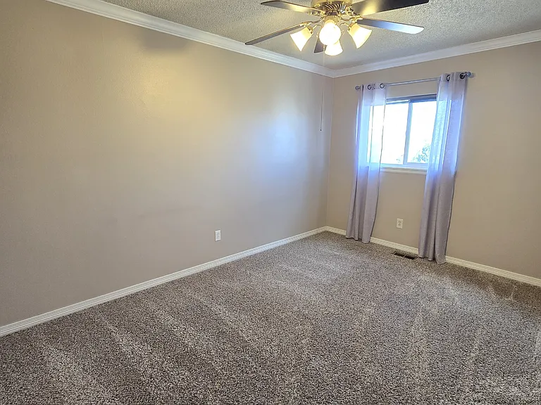 6526 Charter Dr — Photo 9