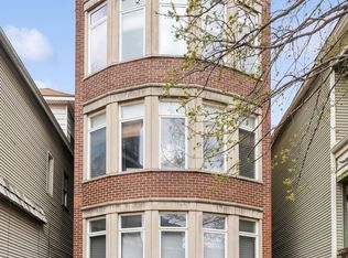 1954 W Henderson St #2, Chicago, IL 60657