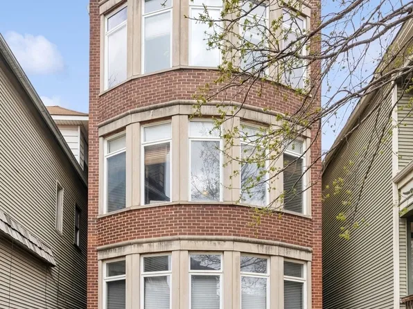 1954 W Henderson St #2, Chicago, IL 60657