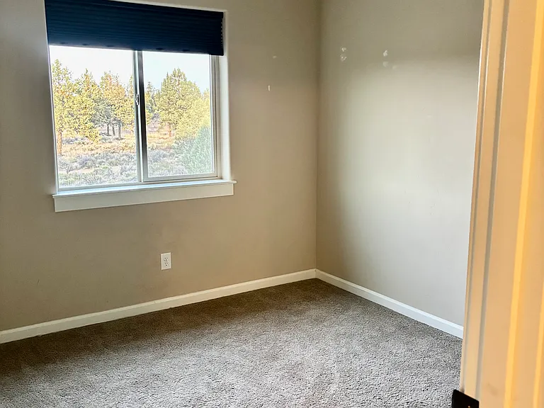 20928 NE High Desert Ln — Photo 17