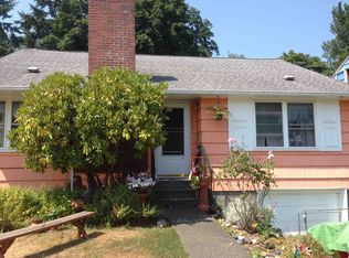 6215 43rd Ave NE, Seattle, WA 98115