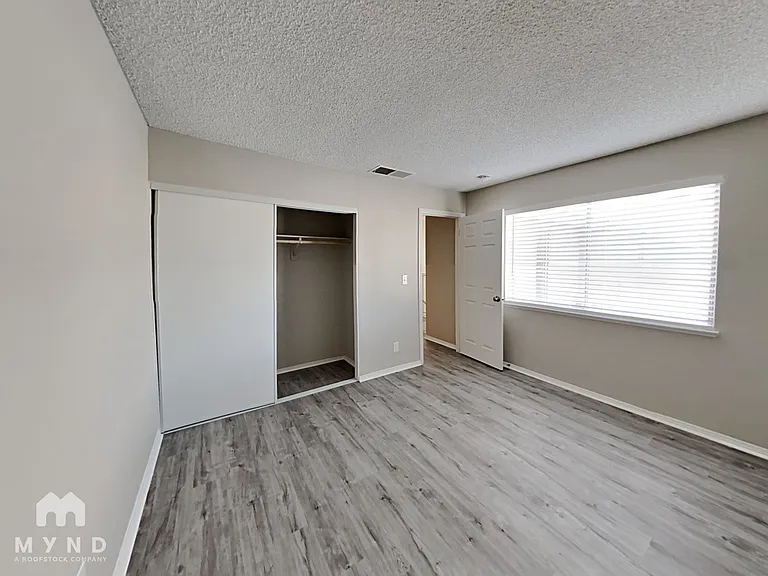 6439 Big Pine Way #1 — Photo 7