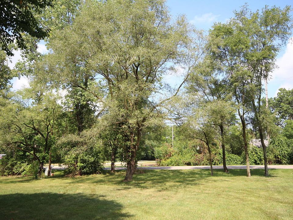 1st image of 4568 Long Lake Dr