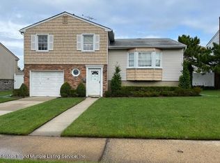 29 Andes Pl, Staten Island, NY 10314