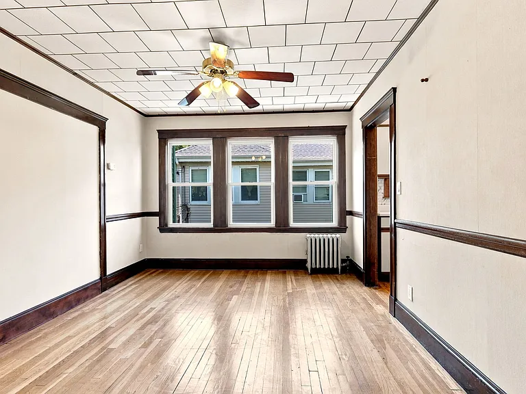 23-25 Suncrest Rd #2 — Photo 11