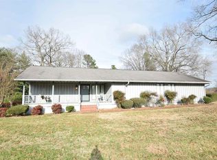 1060 Old Humboldt Rd, Jackson, TN 38305