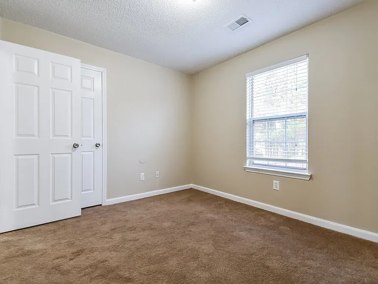 4405 Grove Dr NW — Photo 14