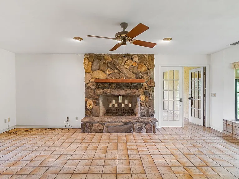 16835 Old Moulton Rd — Photo 8