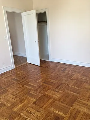 Rented by Excelle Realty Group LTD | media 32