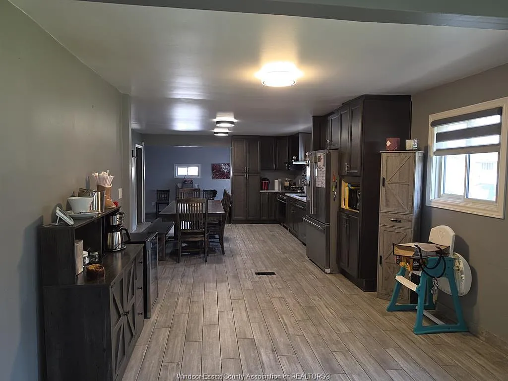 3 bed, 1800 sqft, $2,375 — Photo 4