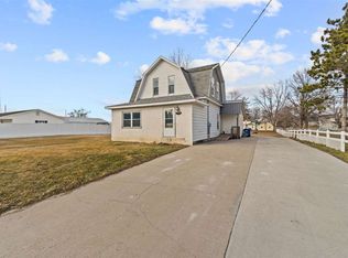 119 A Ave, Kalona, IA 52247