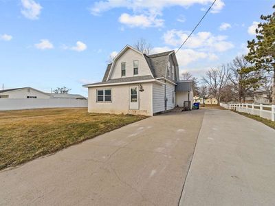 119 A Ave, Kalona, IA, 52247