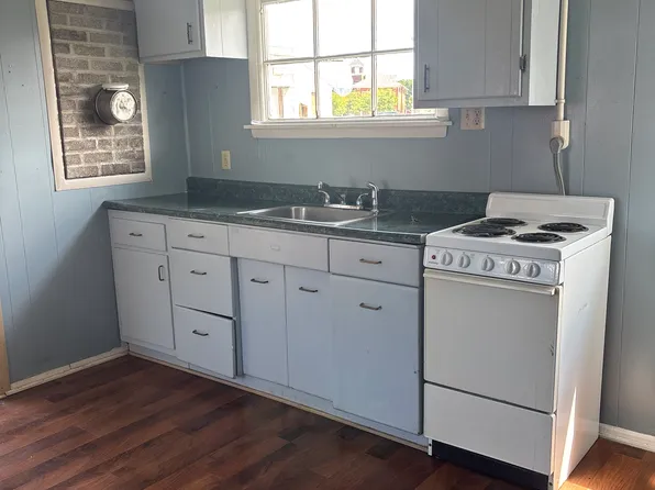 24 McAllister St #2, Hanover, PA 17331