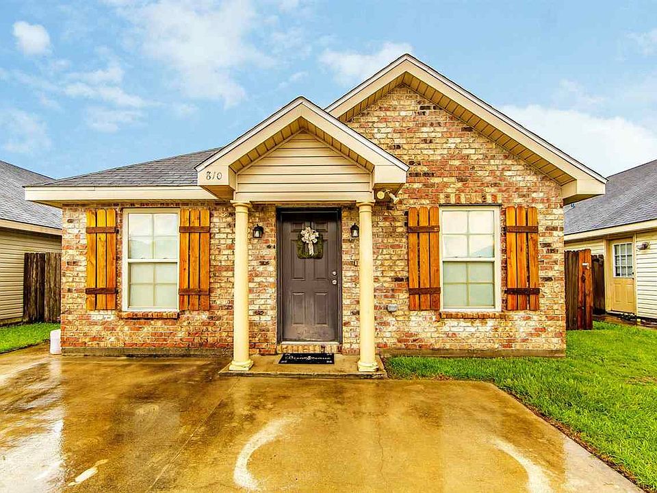1st image of 810 Cottagemill Ln