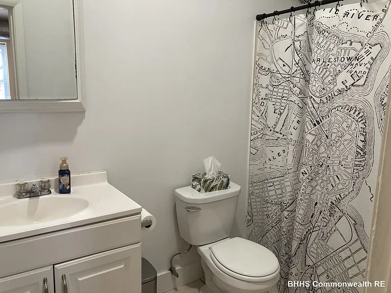 205 Highland Ave #B — Photo 11
