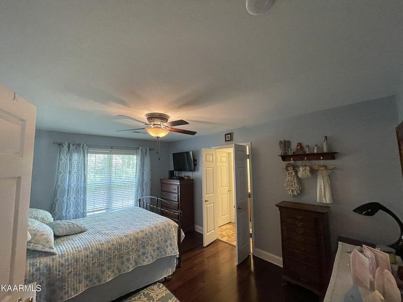 3rd image of 2531 Keeneland Dr