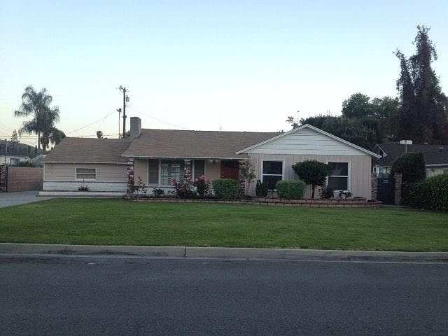 1st image of 1332 E Herring Ave