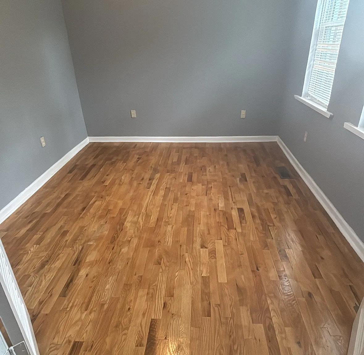 1 bed, 1.5 bath, $700 — Photo 2